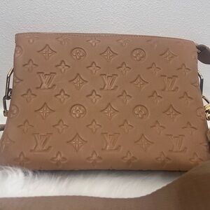 Louis Vuitton Coussin Leather Handbag- INCLUDING ONLY CLOTH STRAP.